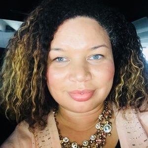 Meet your Posher, Shanon